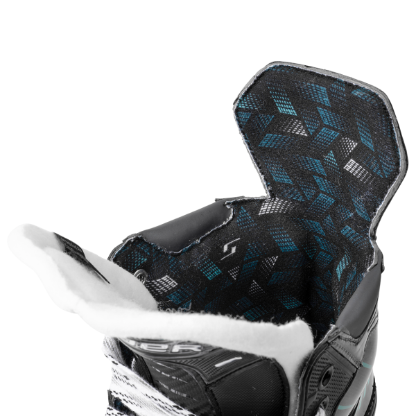 Коньки BAUER SUPREME S26 F30 SR